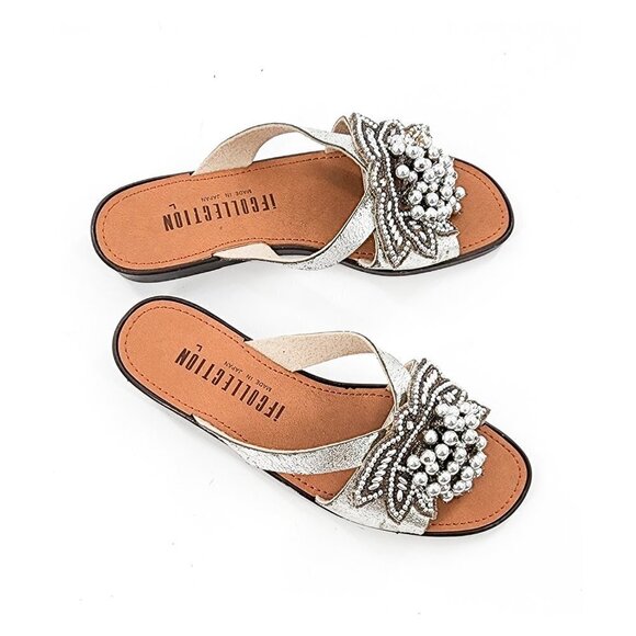IF COLLECTION NWOB Silver Beaded Flat Sandal Slide Made in Japan - Picture 1 of 7